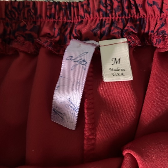 Alya red floaty skirt - sz M - Picture 3 of 4